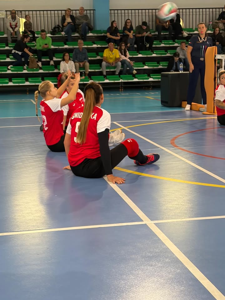🏐🇵🇱 Udane zgrupowanie reprezentacji Polski kobiet w siatkówce na siedząco we Włoszech! 🇮🇹