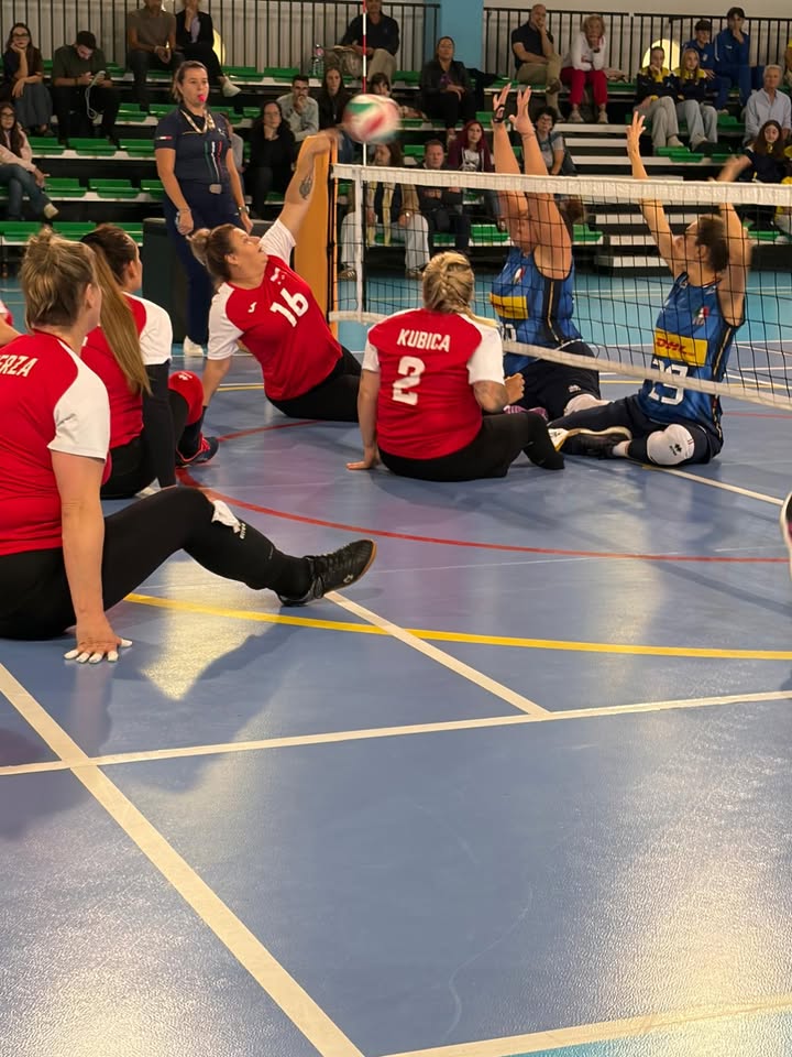 🏐🇵🇱 Udane zgrupowanie reprezentacji Polski kobiet w siatkówce na siedząco we Włoszech! 🇮🇹
